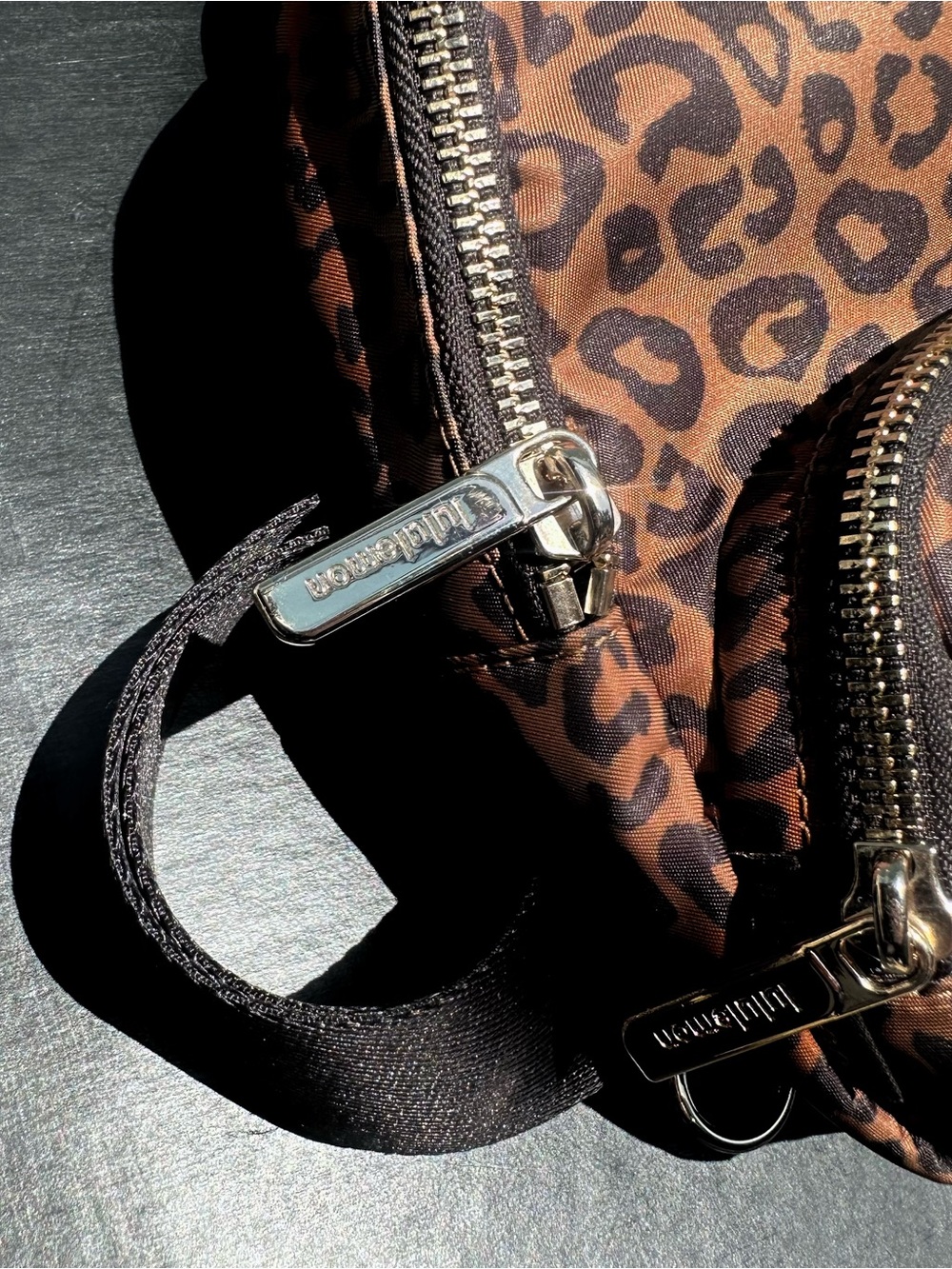lululemon athletica Everywhere Small Sling Bag 2L Leopard Print Gold Hardware - Picture 7 of 14